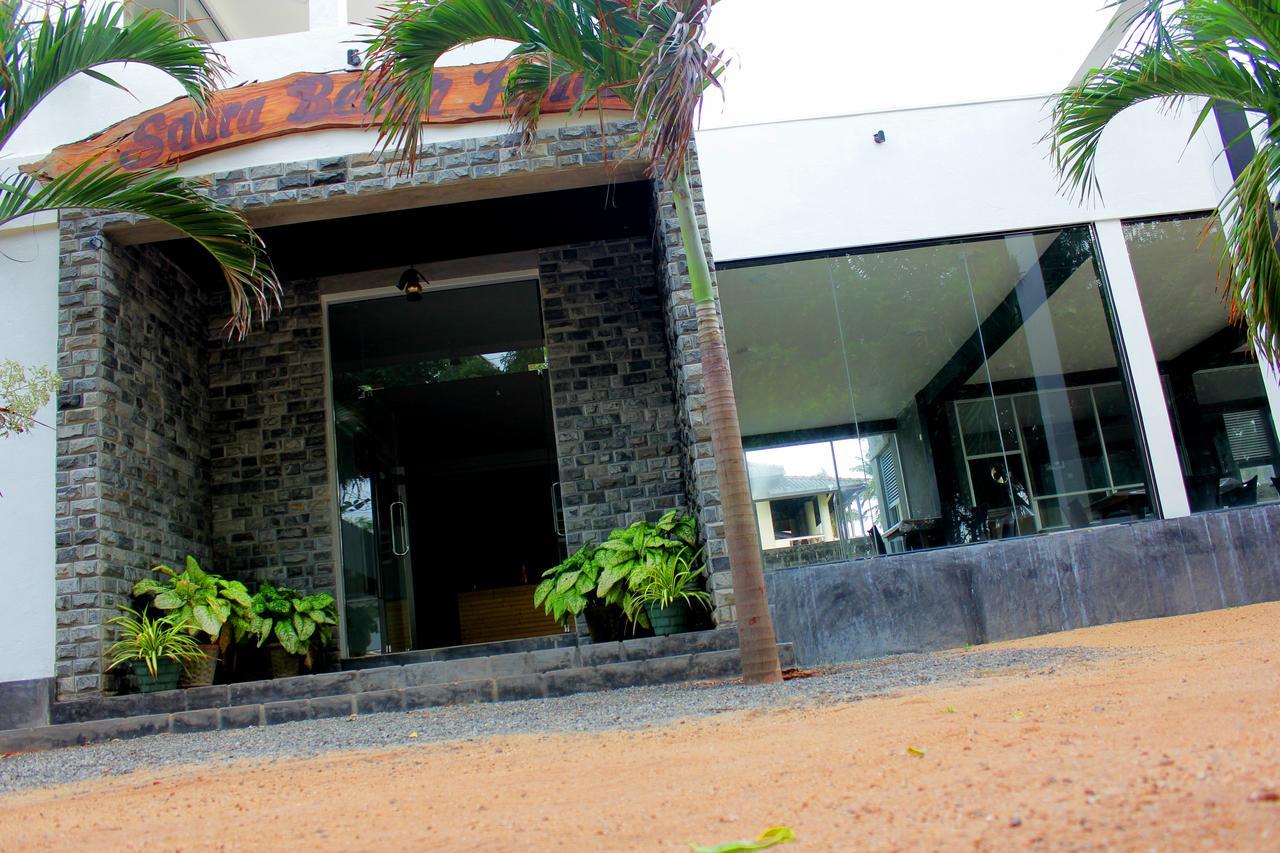 Saara Beach Hotel Marawila Exterior photo